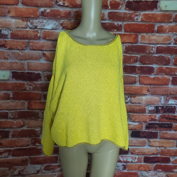 Free People Yellow Bardot Sweater Small NWT - Picture 6 of 7